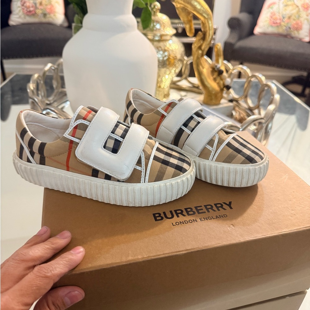 Burberry Kids Nova Check Velcro Sneakers in Beige and White